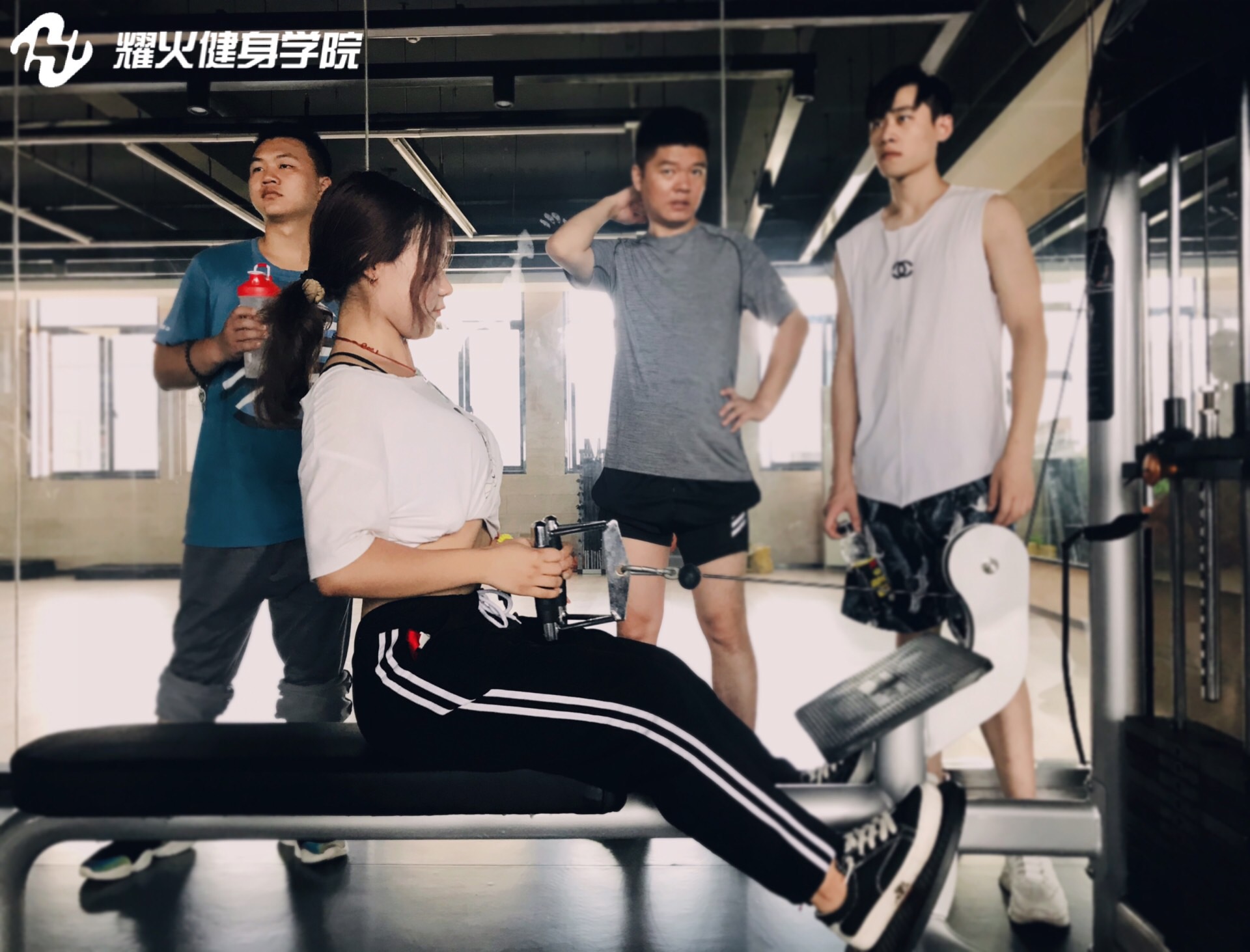 河床主教练称赞球队拼搏精神，期待突破的简单介绍