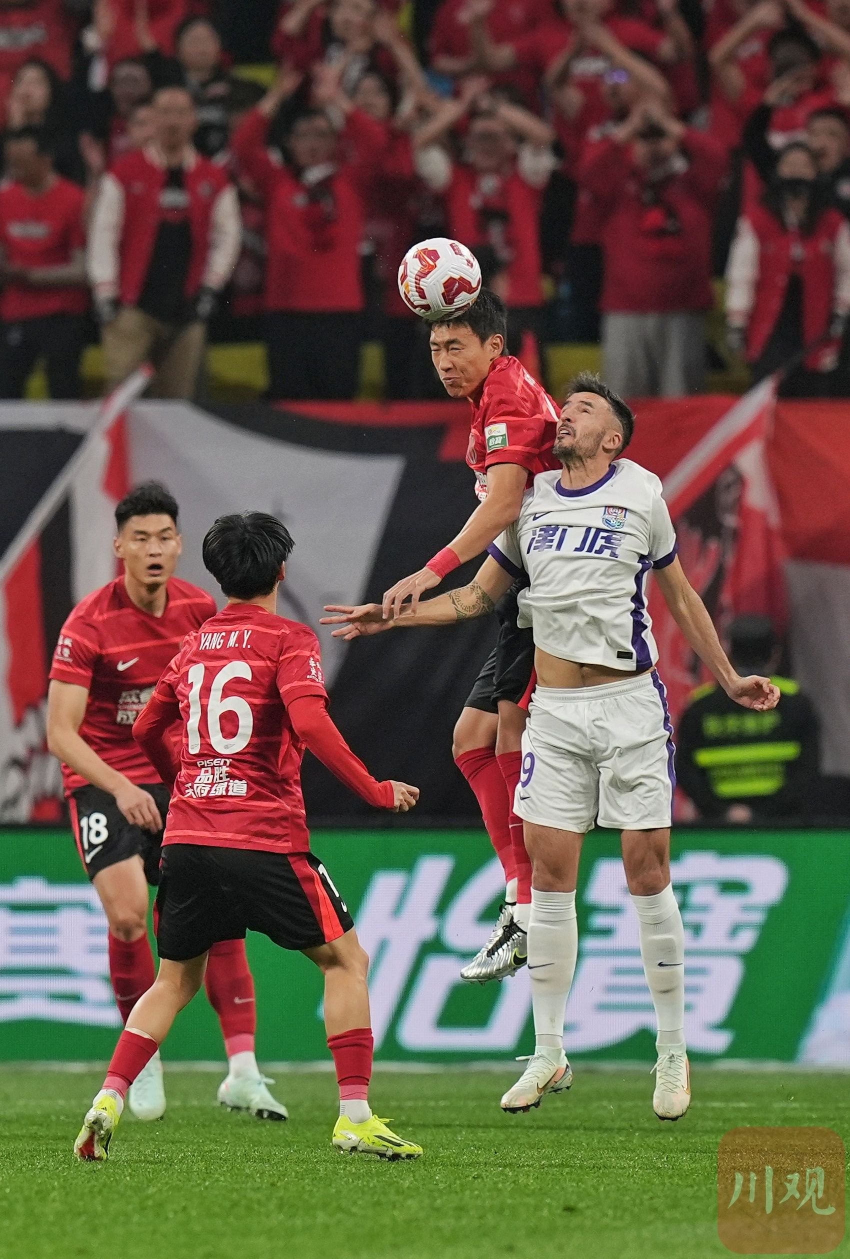 中超-阿代米破门韦世豪点射+红牌津门虎2-1双杀成都(韦世豪中超进球)