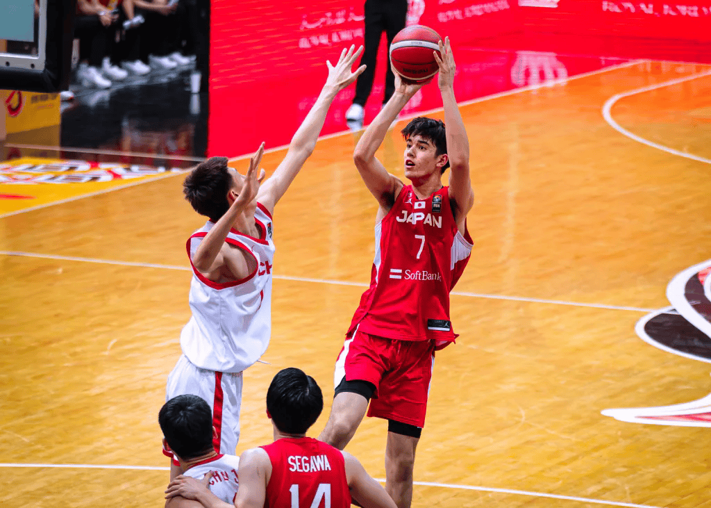 U18亚青赛集锦：张博源22分，中国国青险胜日本国青的简单介绍